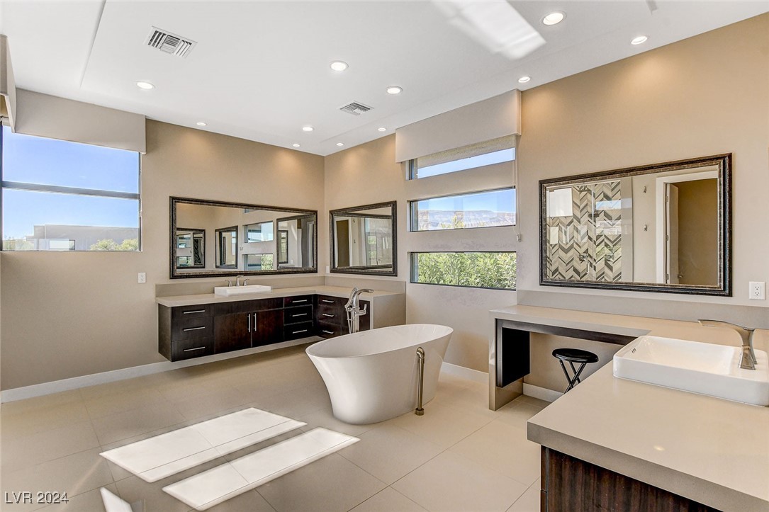 11460 Ruby Falls Way