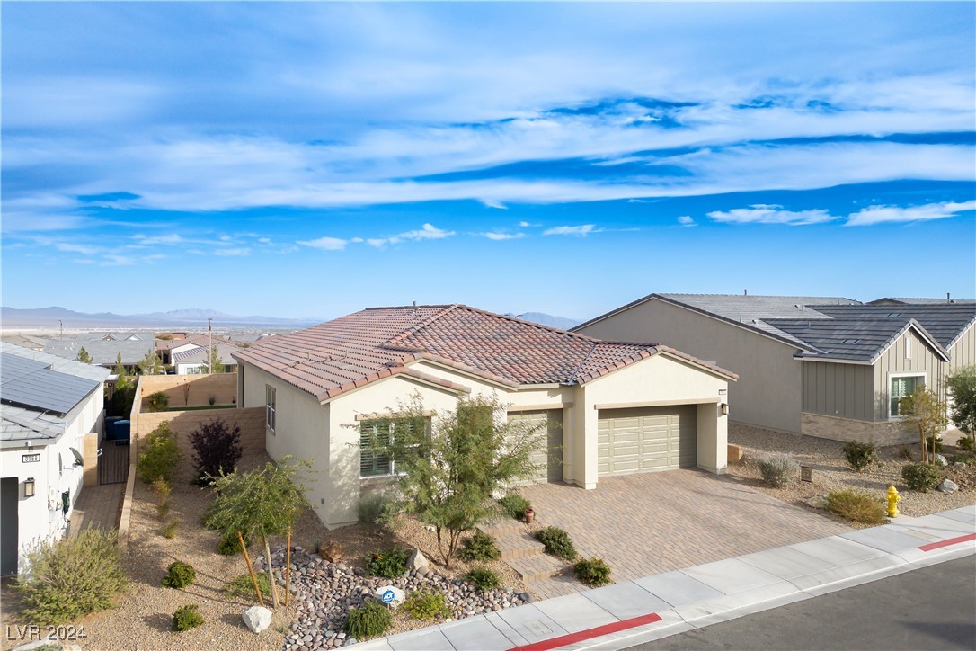 8952 Indigo Rose Street