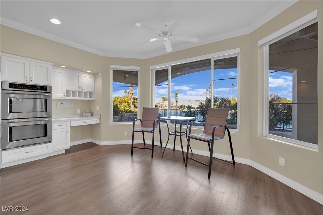 2812 Lakecrest Drive