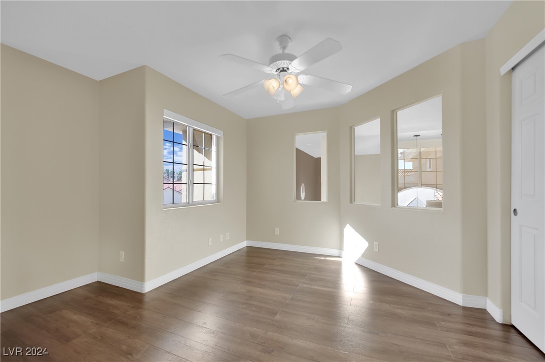 2812 Lakecrest Drive