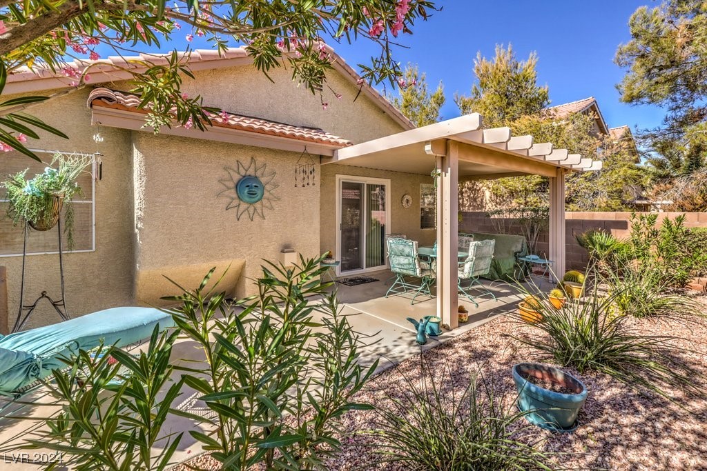 7556 Mossback Street