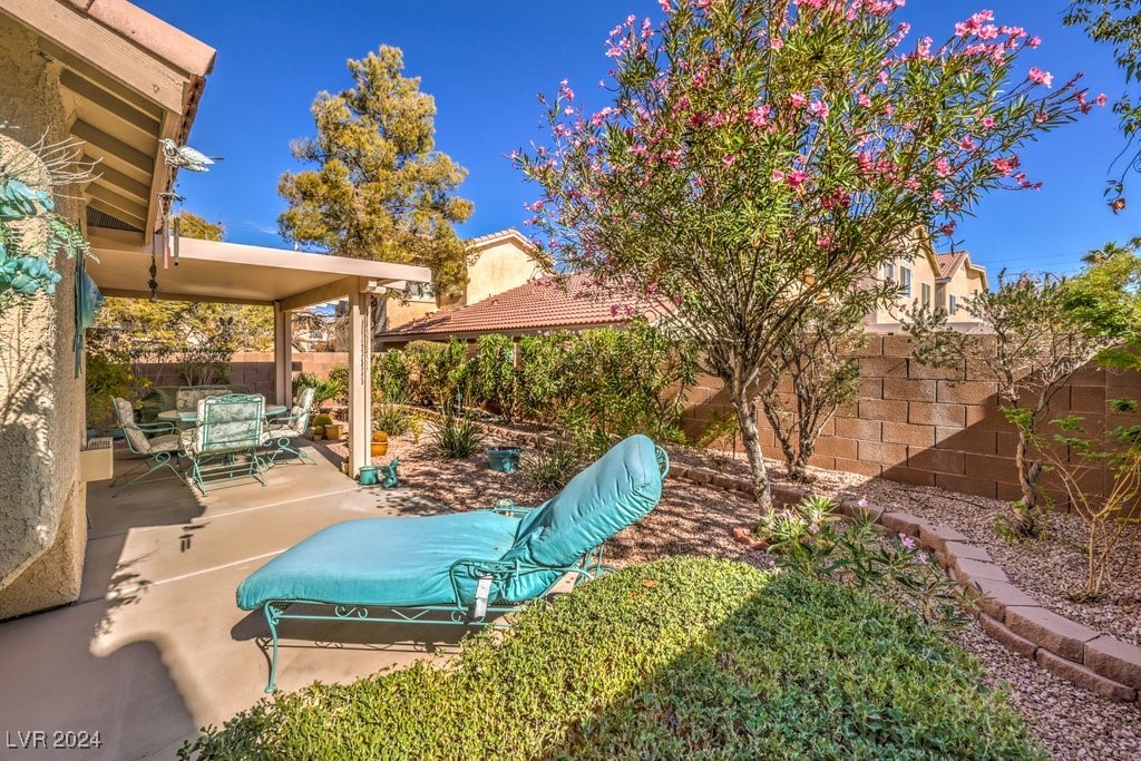 7556 Mossback Street