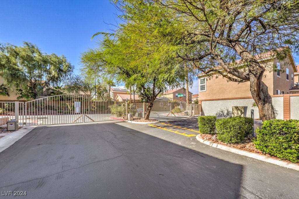 7556 Mossback Street