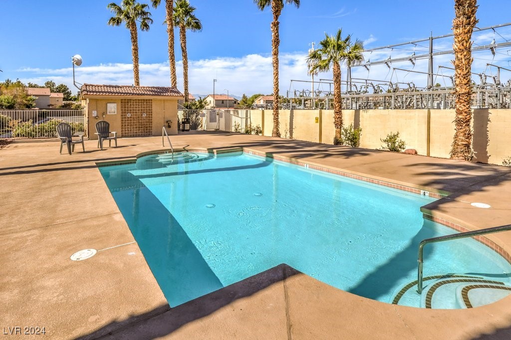 7556 Mossback Street