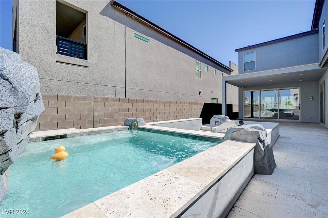 2546 Veronella Street