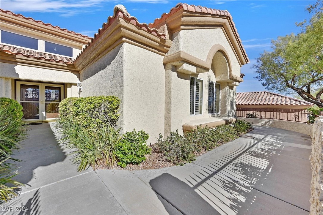 10032 Hope Island Drive