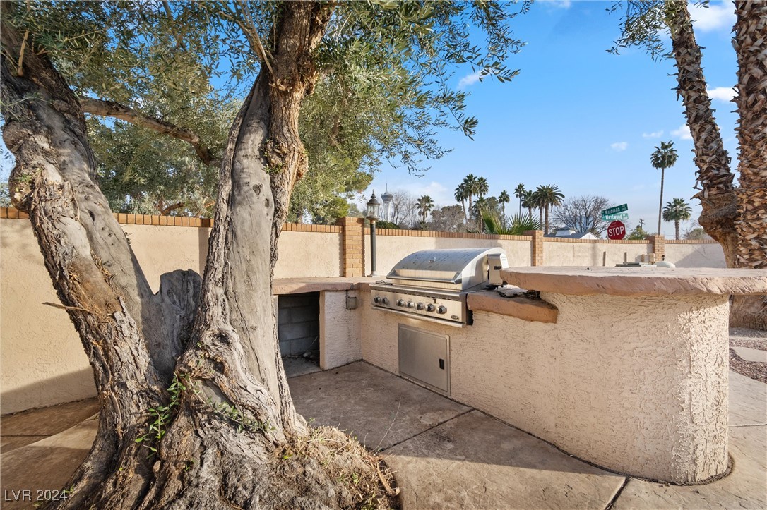 1244 Park Circle