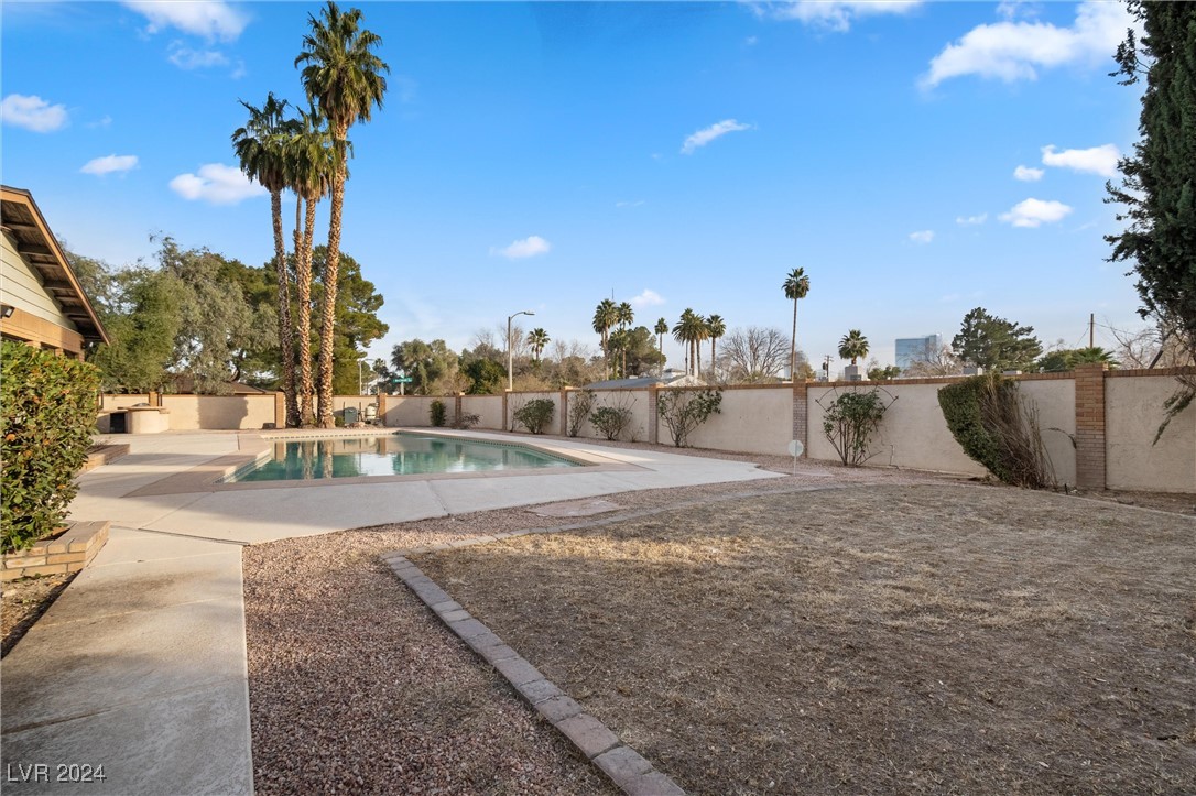 1244 Park Circle