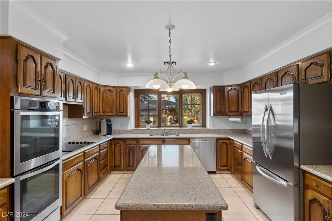 1244 Park Circle