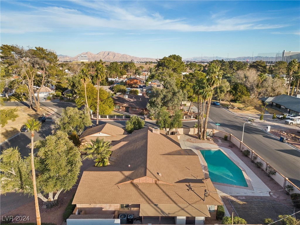 1244 Park Circle