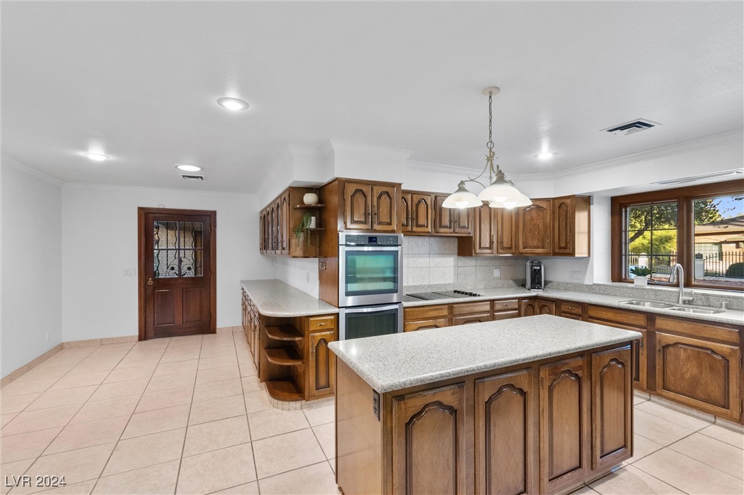 1244 Park Circle