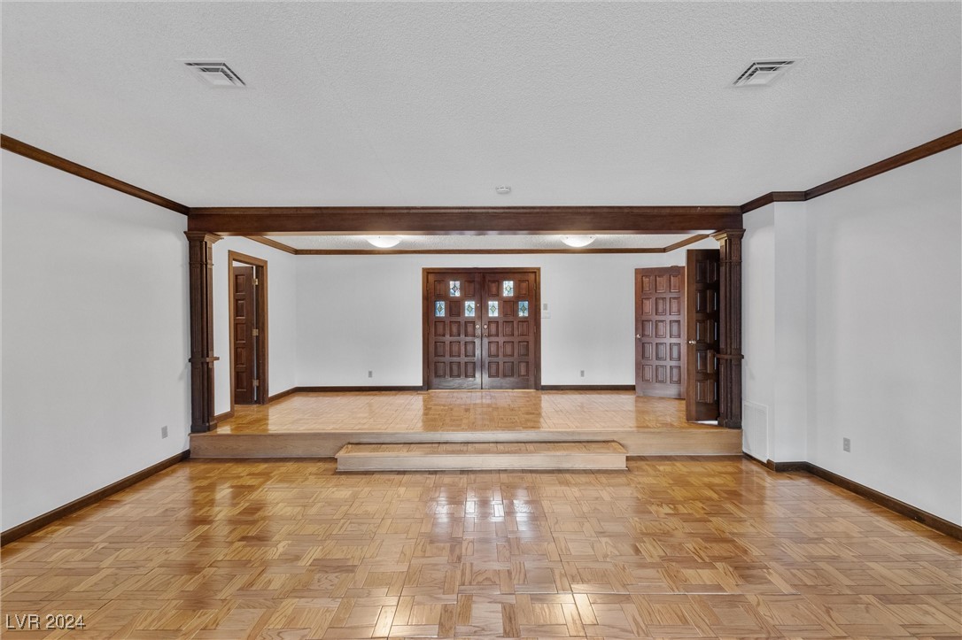 1244 Park Circle