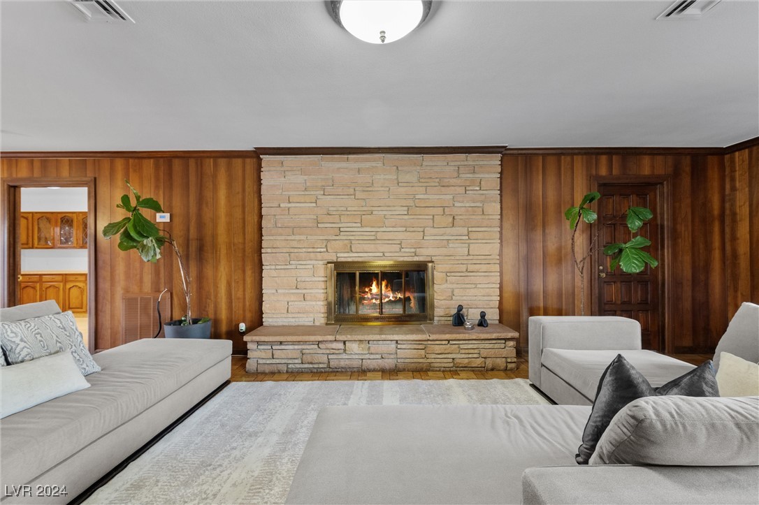 1244 Park Circle