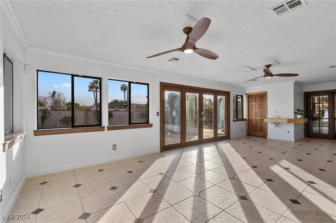 1244 Park Circle