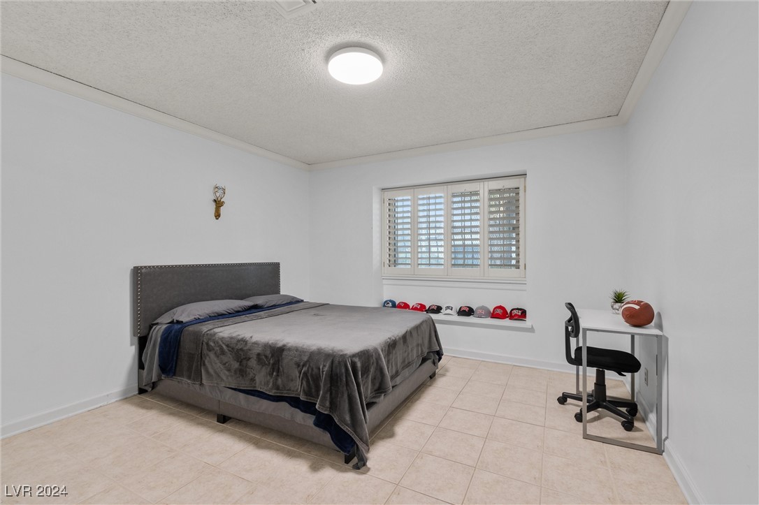 1244 Park Circle