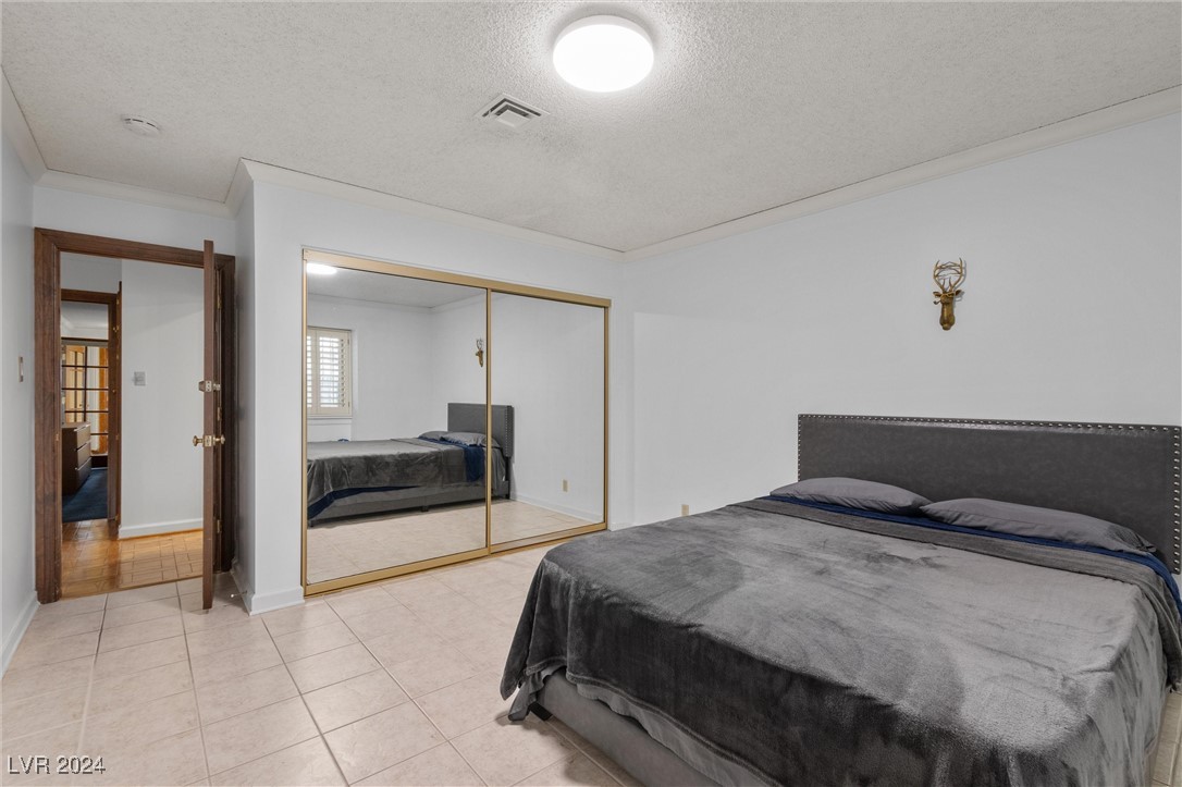 1244 Park Circle