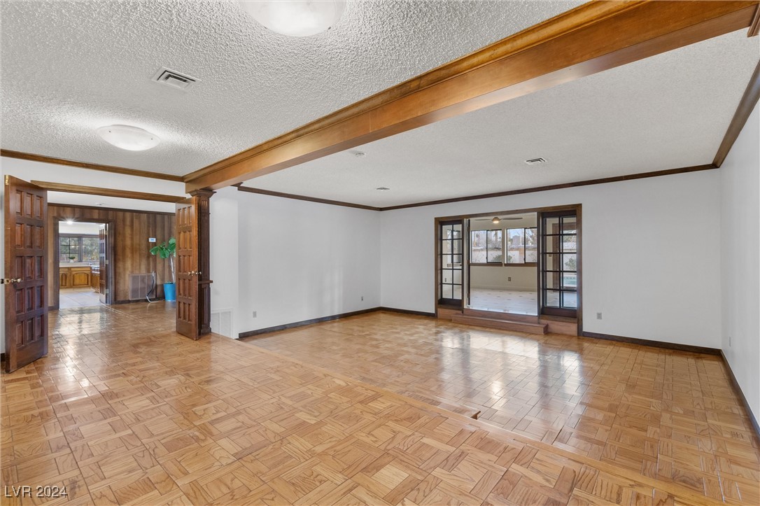 1244 Park Circle
