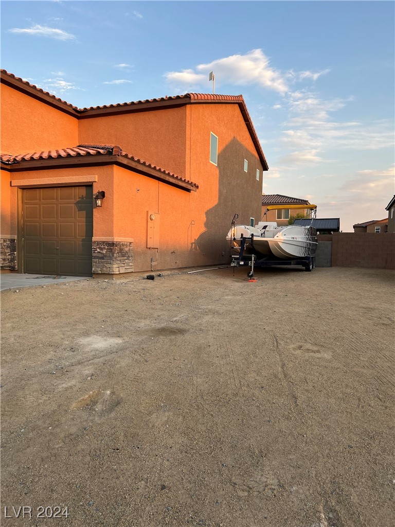 3901 East Teller Drive