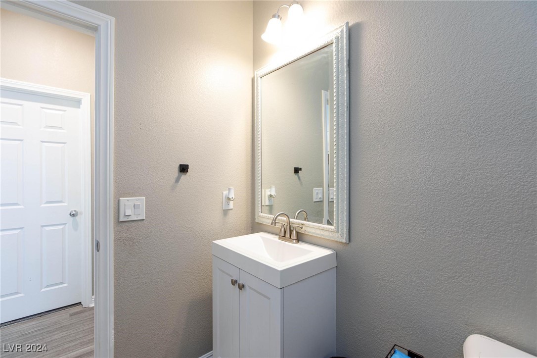 3901 East Teller Drive