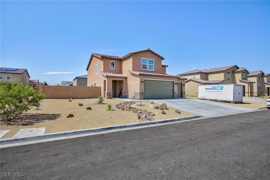 3901 East Teller Drive