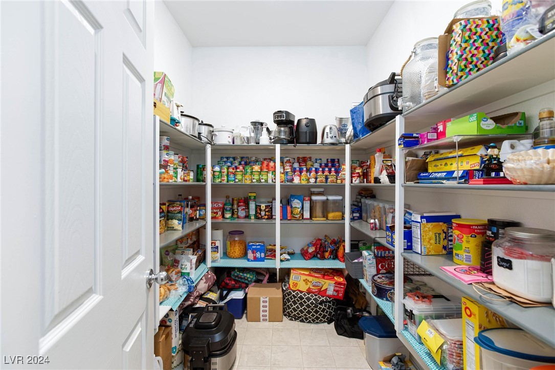 3901 East Teller Drive