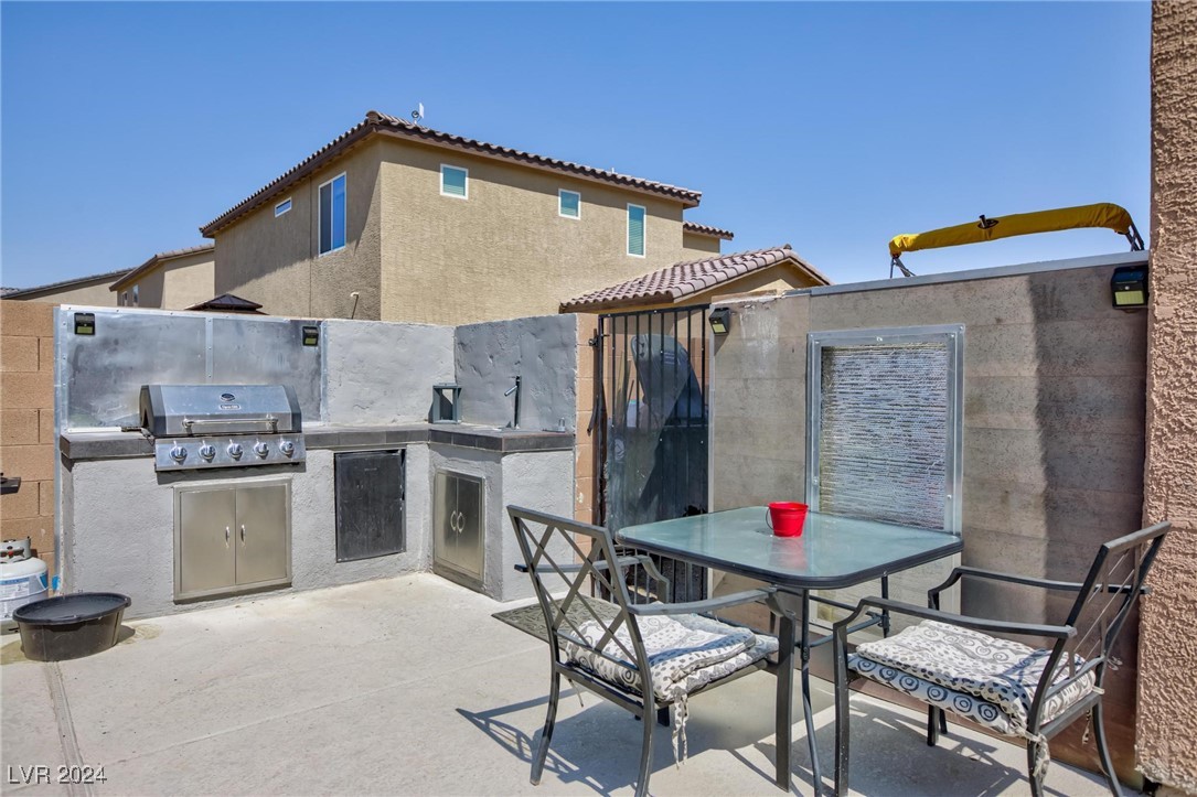 3901 East Teller Drive