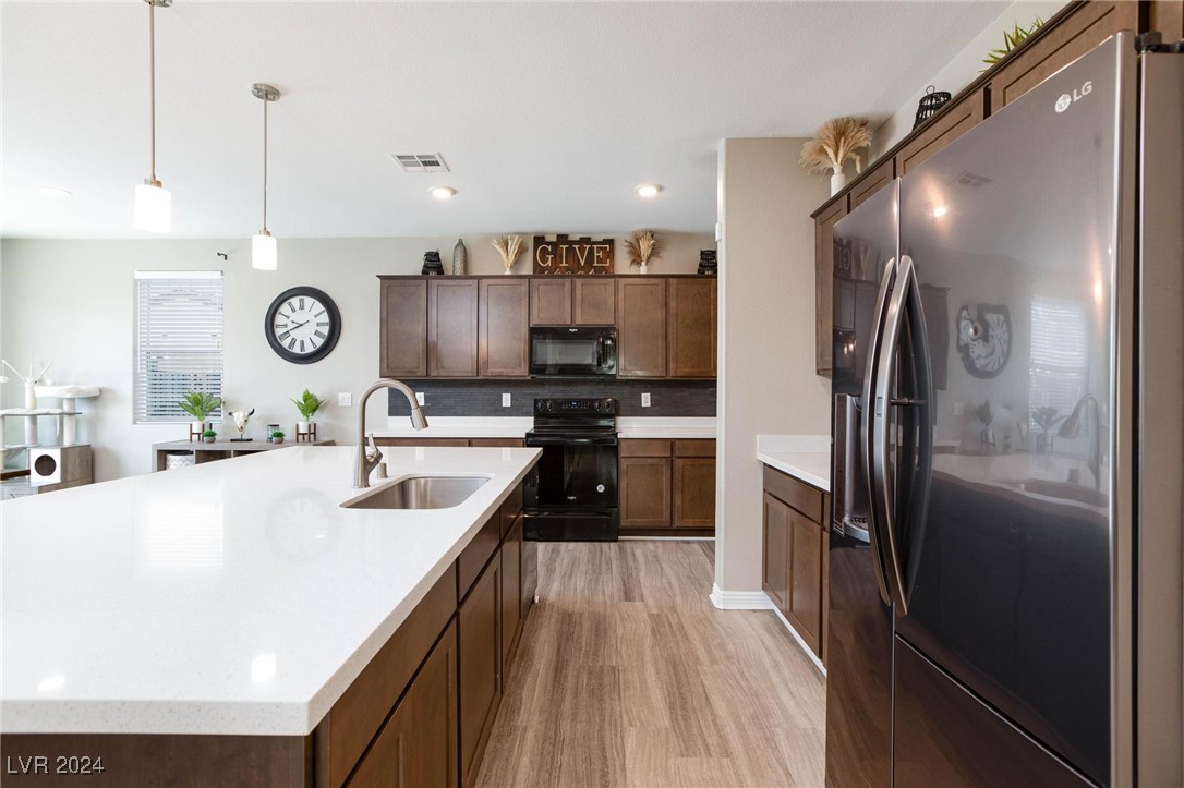 3901 East Teller Drive