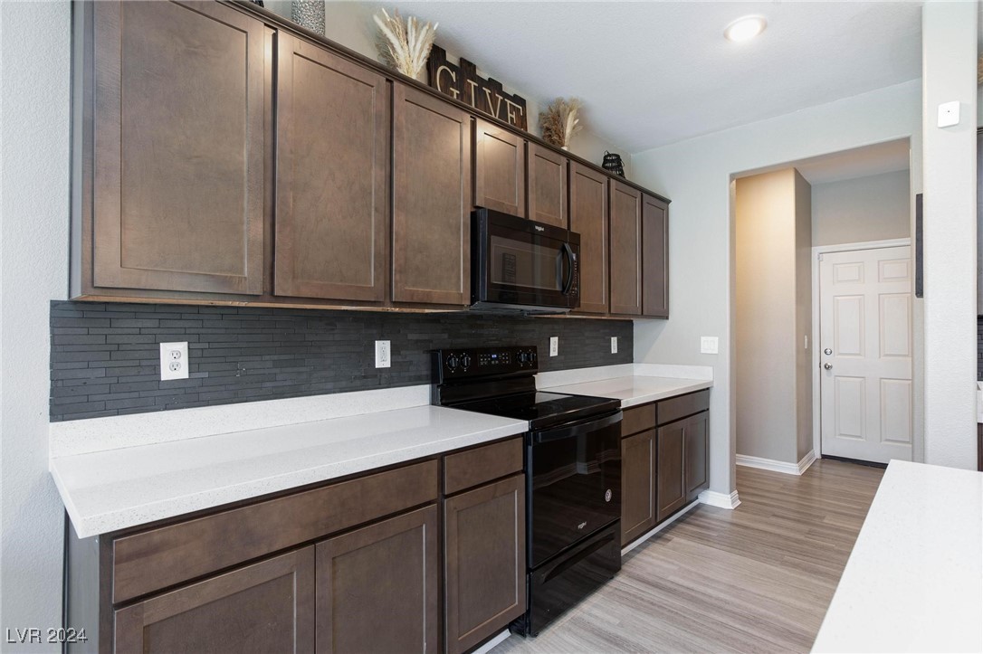 3901 East Teller Drive