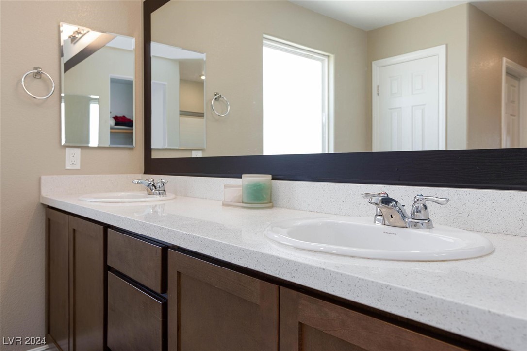 3901 East Teller Drive