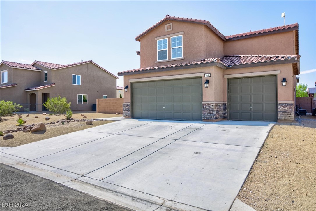 3901 East Teller Drive