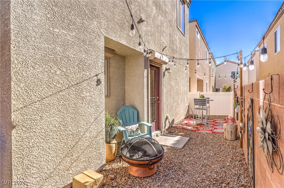 10145 Sunshine Village Place