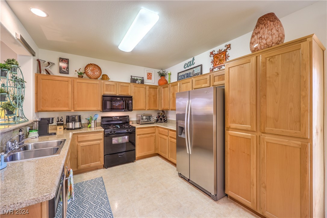 10145 Sunshine Village Place