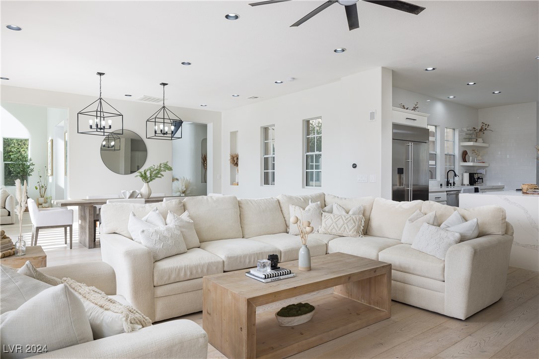 11545 Snow Creek Avenue