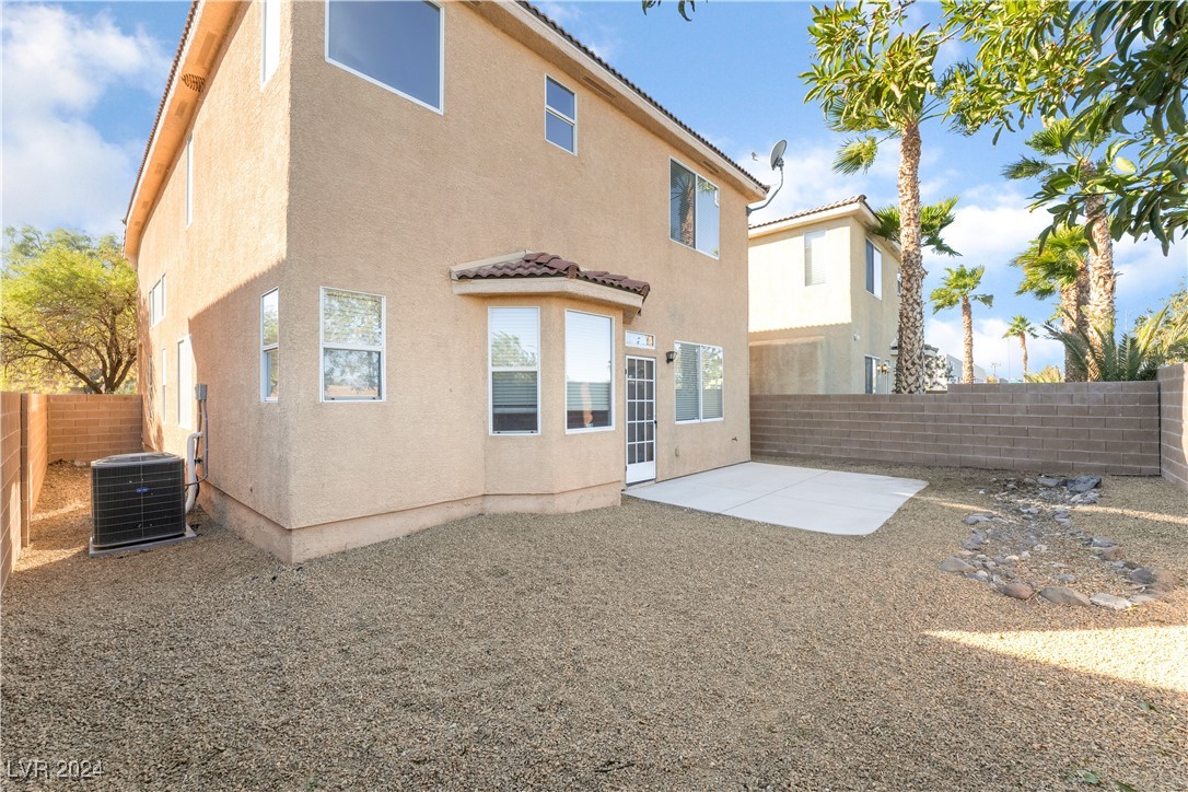 738 Aloe Yucca Avenue