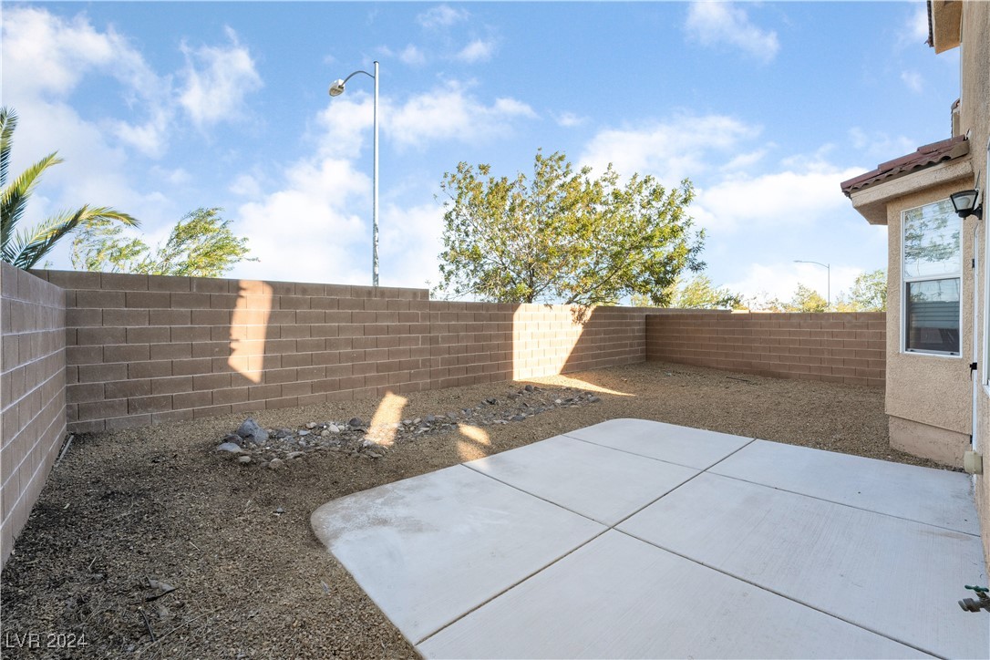 738 Aloe Yucca Avenue