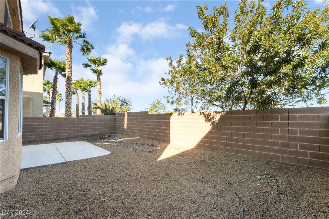 738 Aloe Yucca Avenue