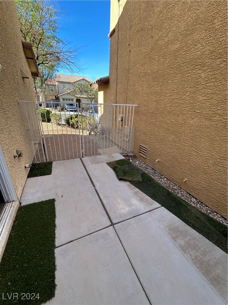 11932 Jersey Lilly Street