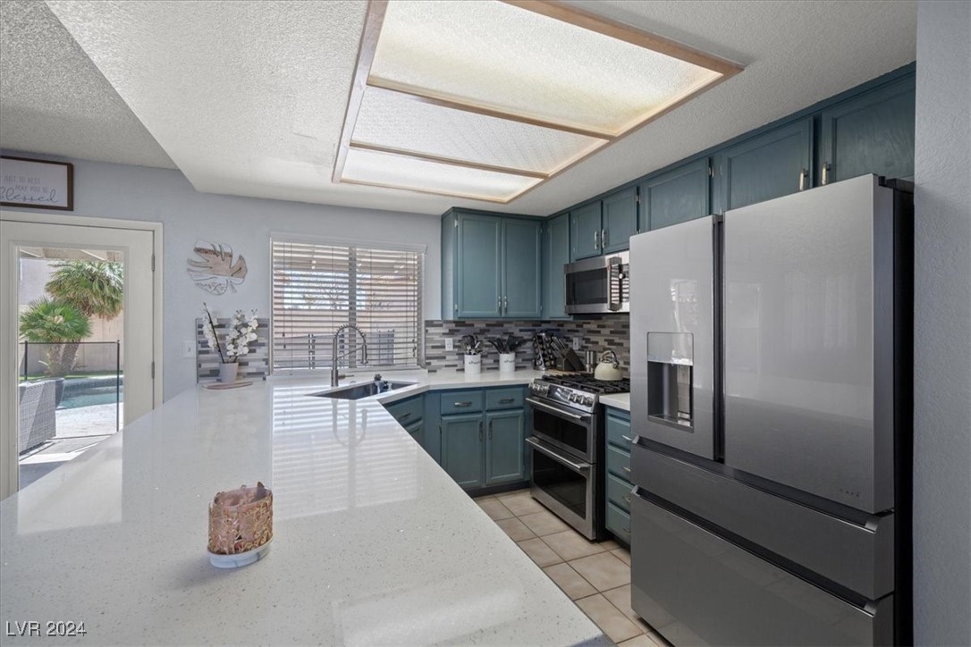 1837 Solana Del Norte Way