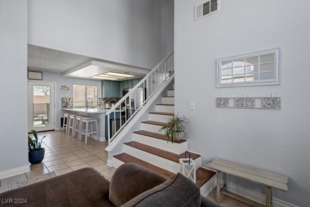 1837 Solana Del Norte Way