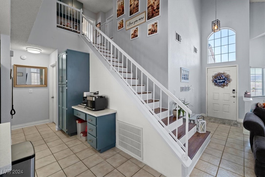 1837 Solana Del Norte Way