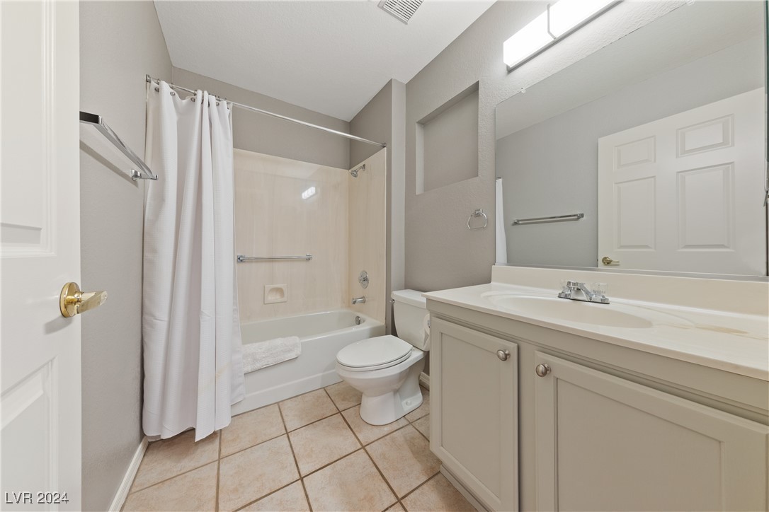 8812 Pennystone Avenue