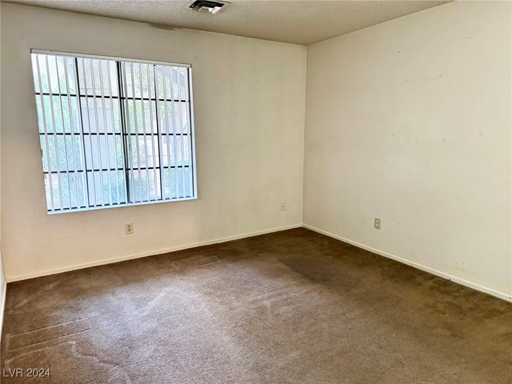 4718 Nara Vista Way 102