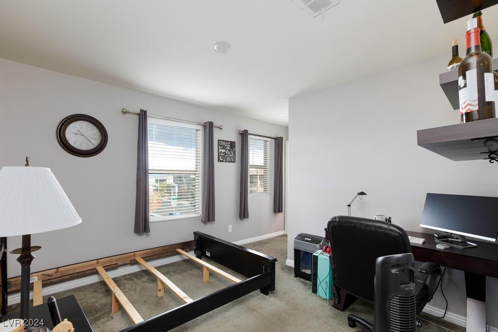 909 Riverlawn Place