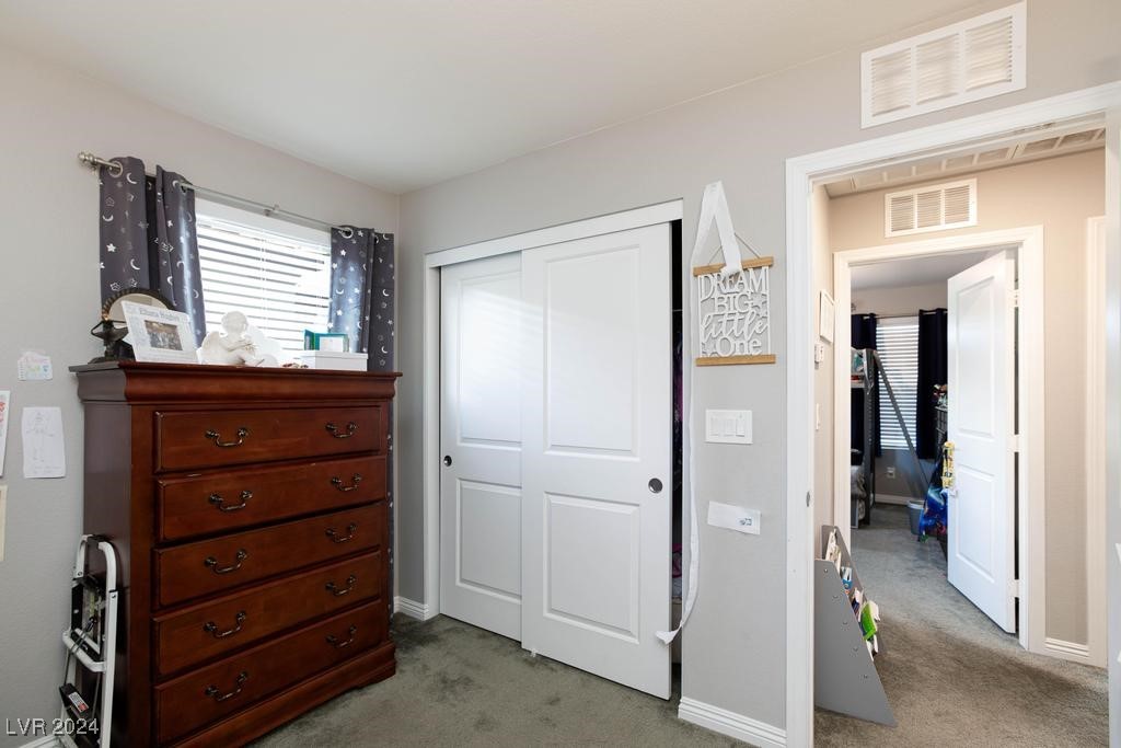 909 Riverlawn Place