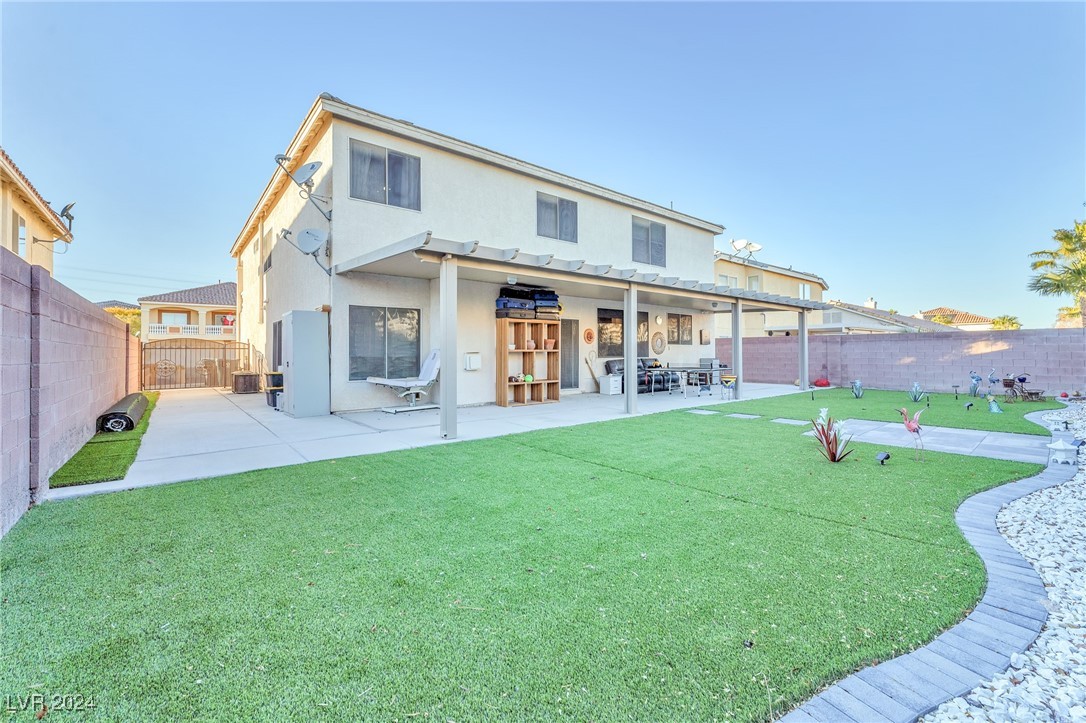 7854 Spindrift Cove Street