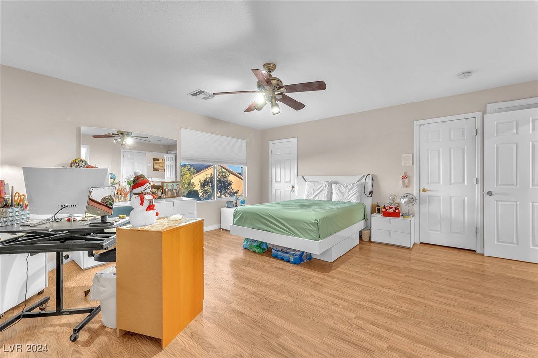 7854 Spindrift Cove Street