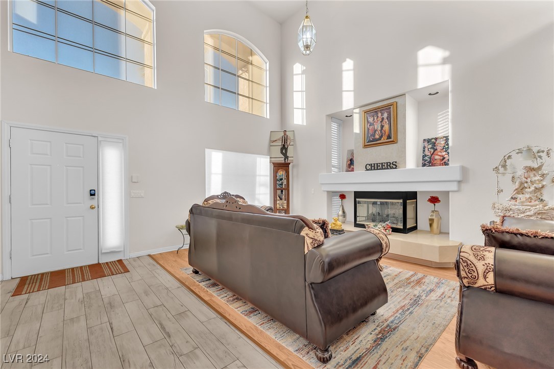 7854 Spindrift Cove Street