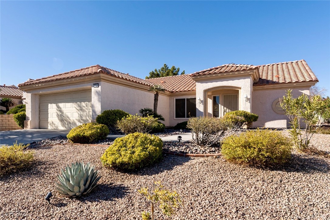 2553 Banora Point Drive