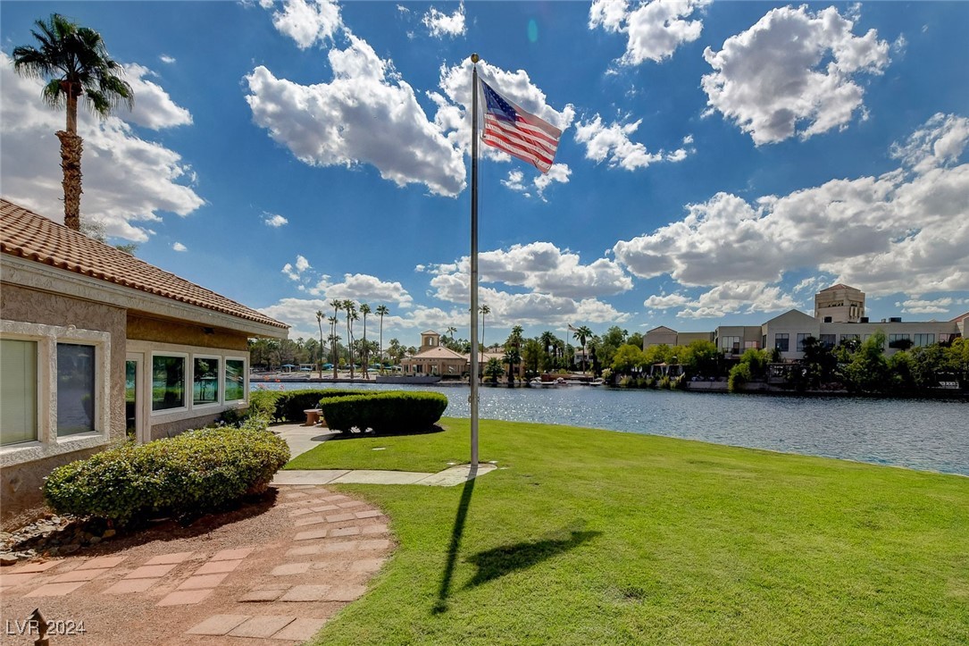 7844 Bluewater Drive