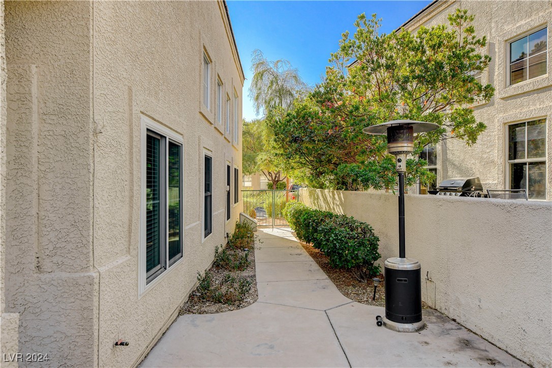 7844 Bluewater Drive